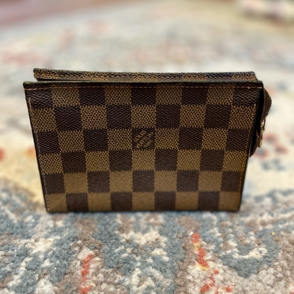 Louis Vuitton Toiletry 15 Damier Ebene - Picture 5 of 7
